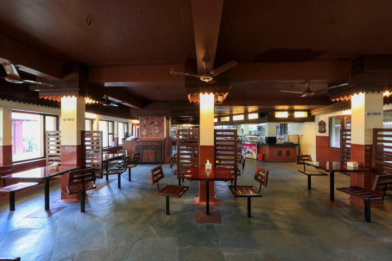 Bharat Hotel Kochi Luaran gambar